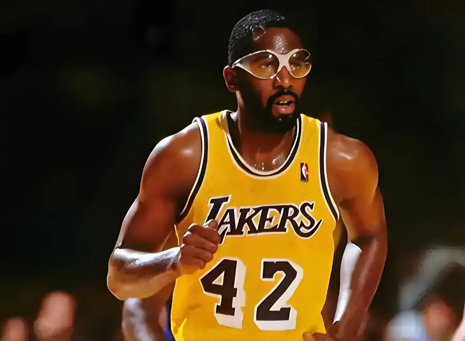 七大战中砍, 而欧文所要, amp 七大战中砍, 而欧文所要, amp