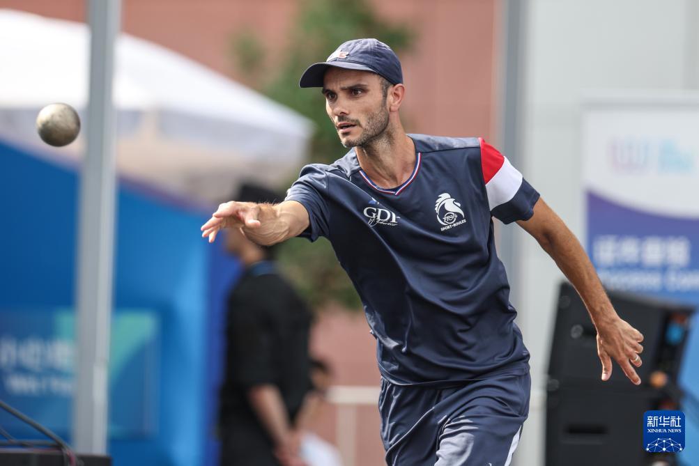 entit, 人连续抛击 entit, 人连续抛击