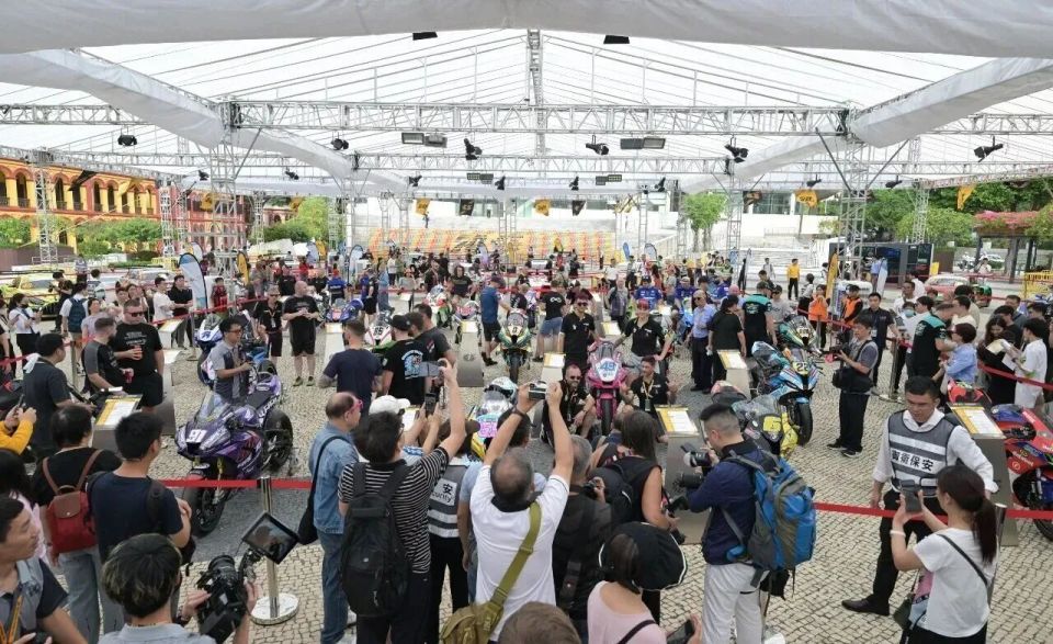 font, 内地以及世 font, 内地以及世